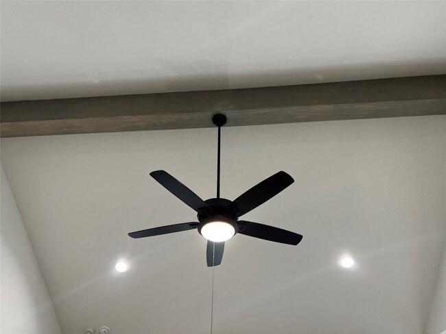 Building Photo - 3003 Lago Costa Dr