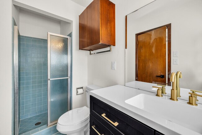 Building Photo - 5611 S Trenton Ave