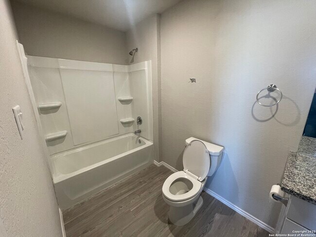 Building Photo - 430 Blue Stem Rd