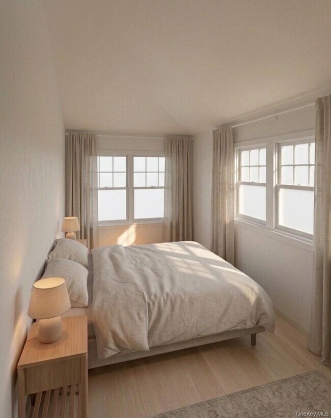 Building Photo - 11 Bay Ave