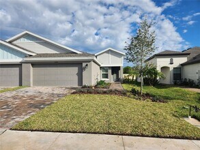 Building Photo - 12533 Oak Hill Way