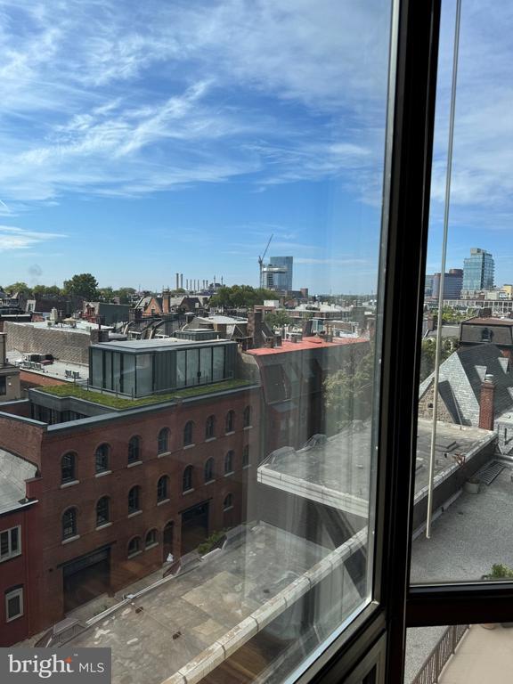 Building Photo - 2018 Walnut St