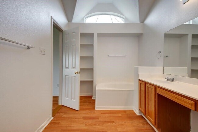 Building Photo - 11717 Dunfries Ln
