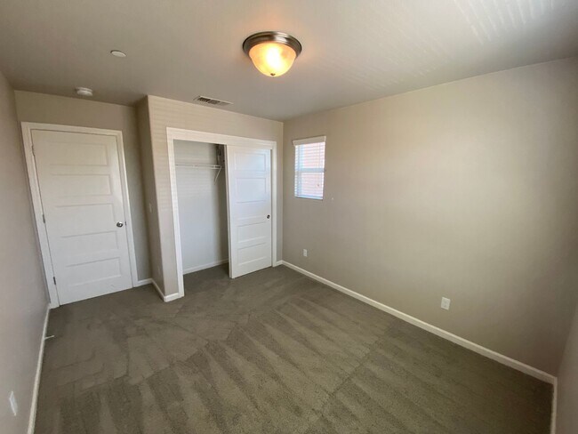 Building Photo - 3461 Alcove Way