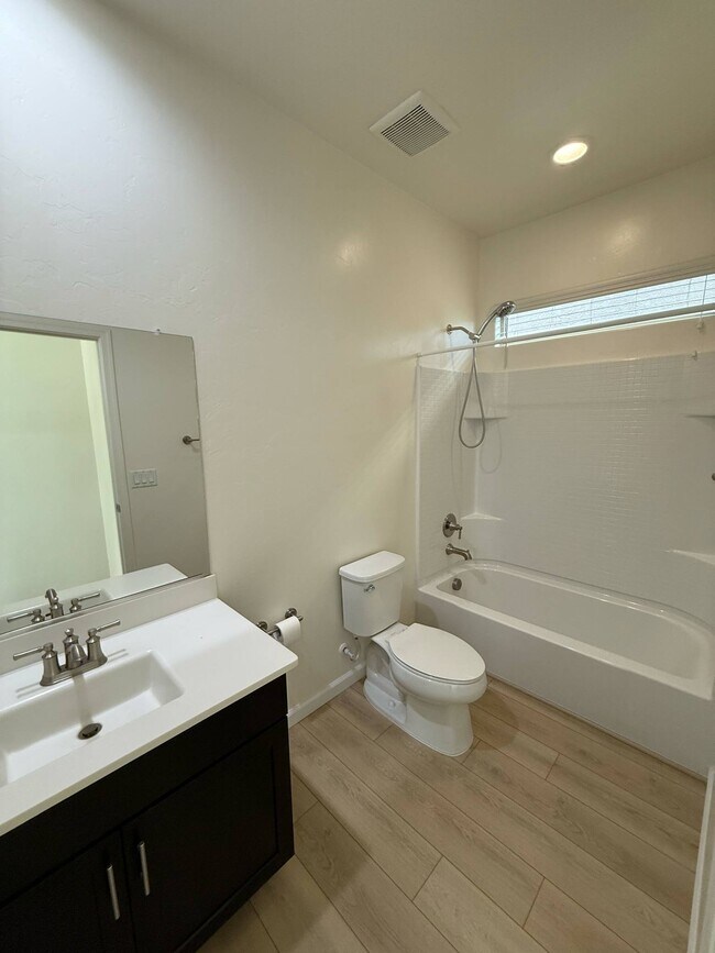 Building Photo - 14260 E Placita Lago Verde