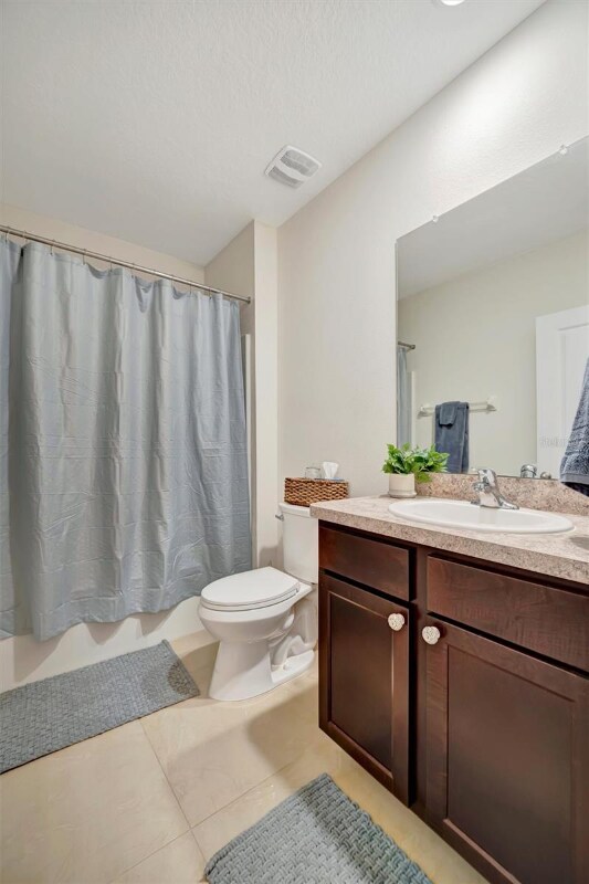 Building Photo - 16341 Little Garden Dr