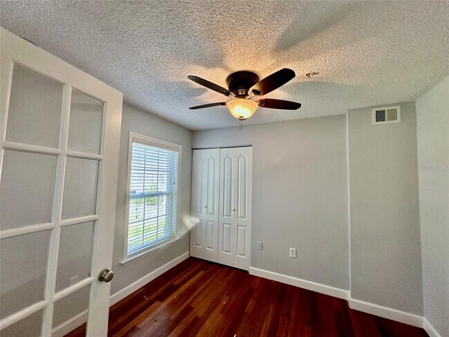 Building Photo - 2053 Dixie Belle Dr