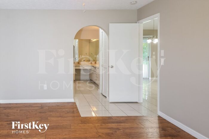 Building Photo - 3265 SW Escarole St