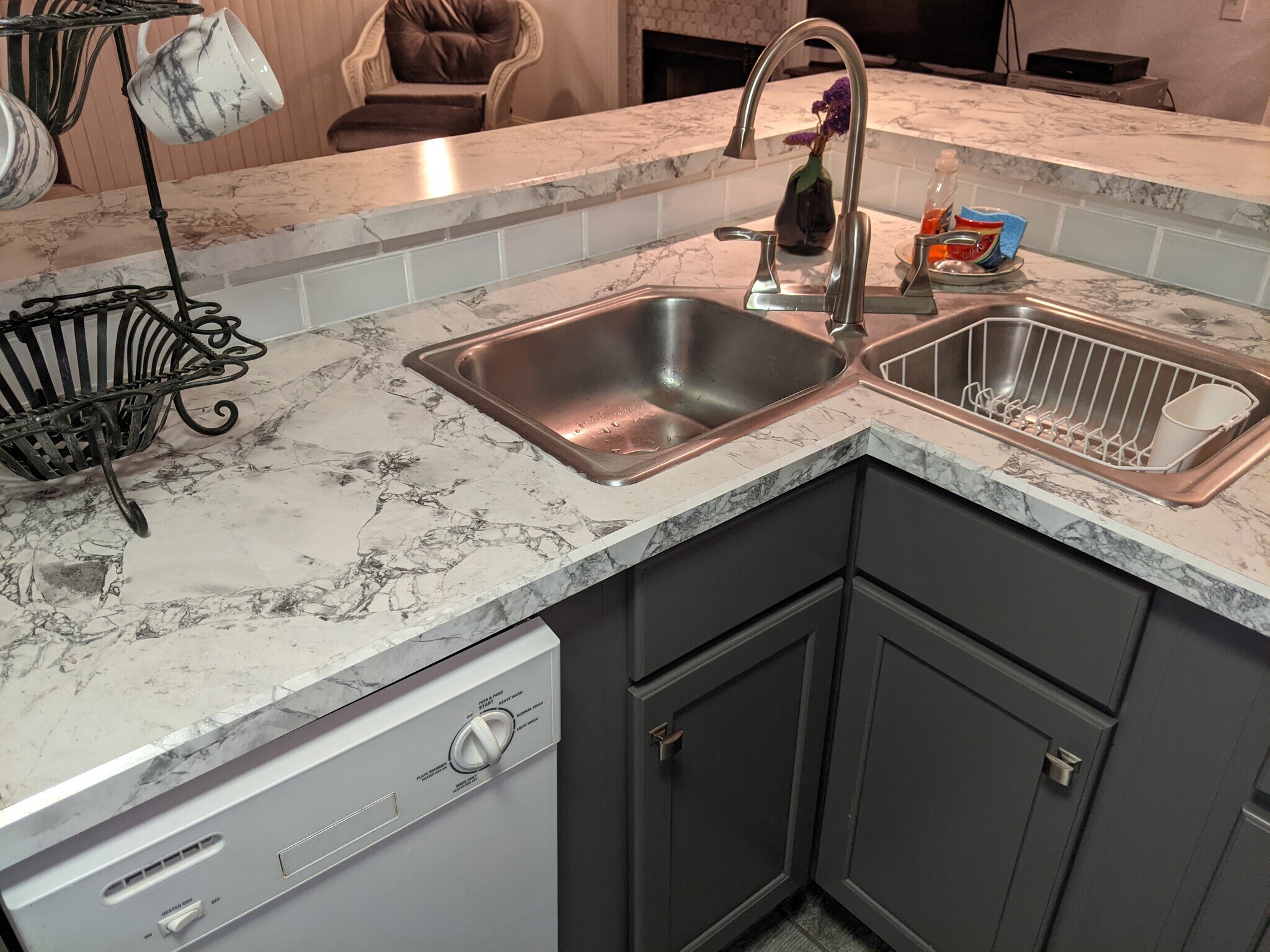 Building Photo - 850 S Tamiami Trl