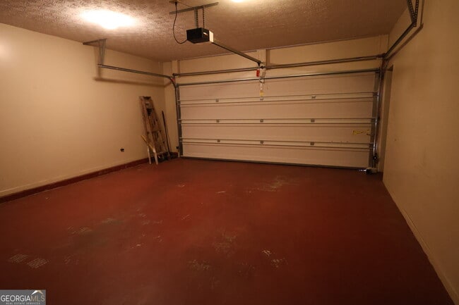 Building Photo - 217 Mountain View St