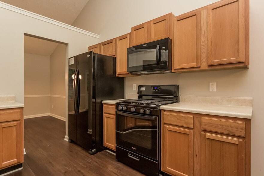 Building Photo - 2350 Larpent Ct