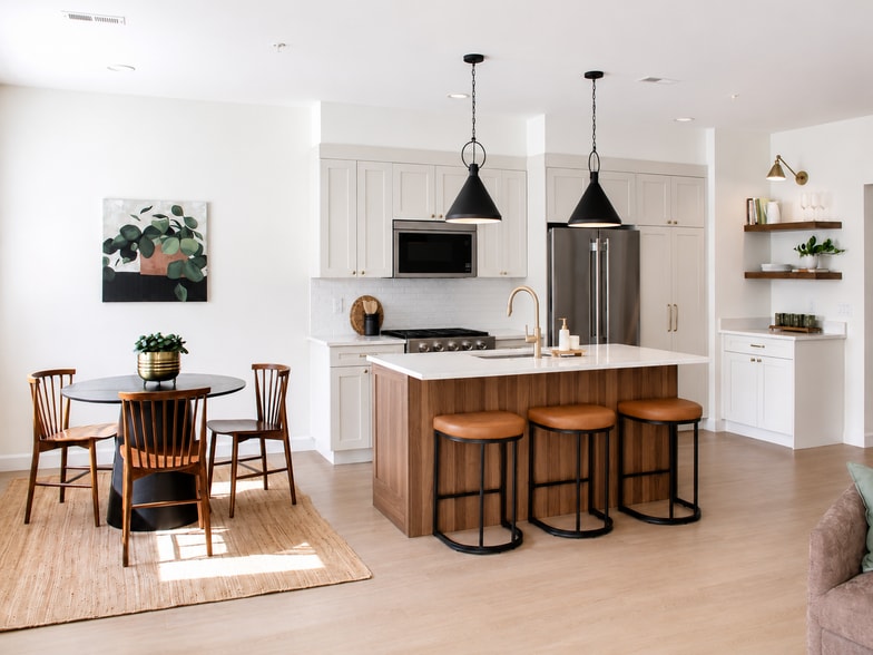 Building Photo - Hudson Valley Luxury Apartment Homes