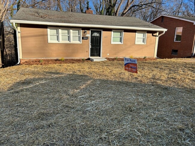 Primary Photo - 1629 Emerald St