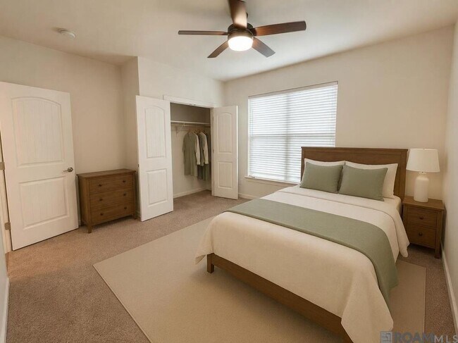 Building Photo - 1439 Granby Dr