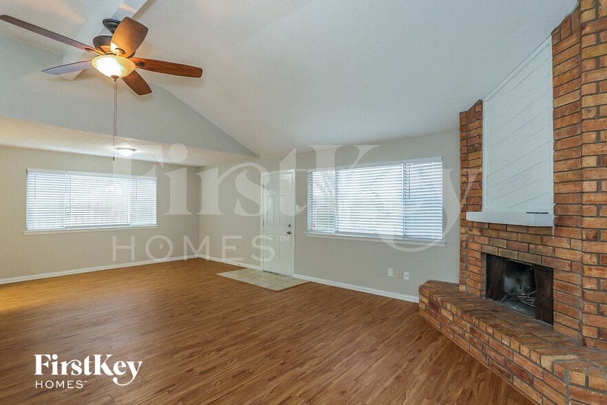 Building Photo - 2334 Webster Ranch Rd