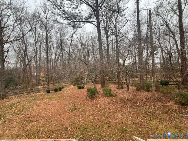 Building Photo - 5916 Park Forest Ln