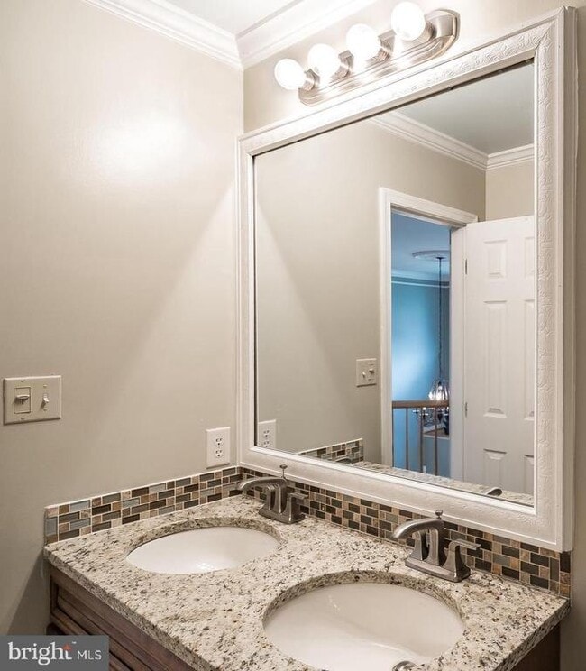 Building Photo - 1401 Windjammer Ct