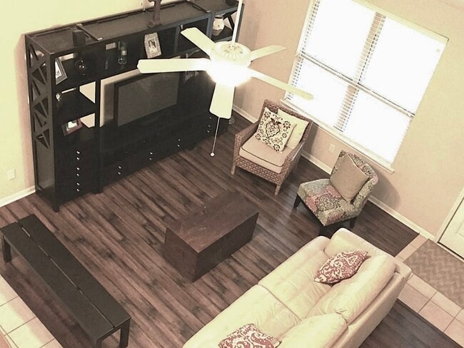 Building Photo - 6422 Addlestone Ridge Ln