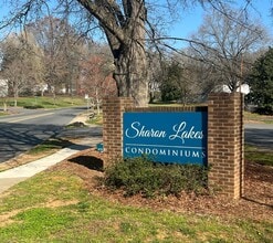 Building Photo - 2009 Stoney Point Ln
