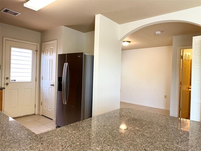 Building Photo - 10058 Emnora Ln