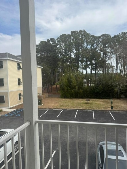 Building Photo - 7422 Indigo Palms Way