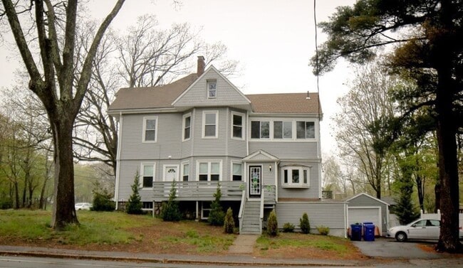 Building Photo - 130 E Water St