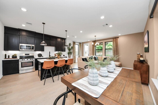 Building Photo - Revolution Way, Missouri City, TX 77489 - 3 BR 2.5 BA single-family home