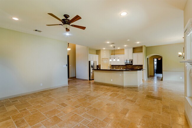 Building Photo - 25010 Florina Ranch Dr