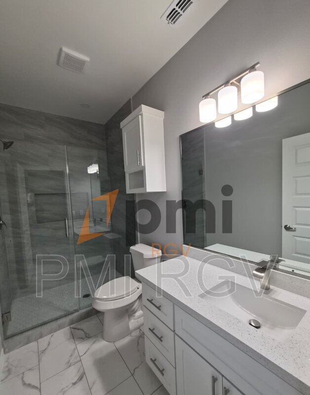 Building Photo - 2113 Elsham Ave