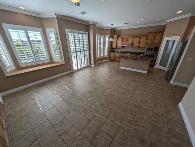 Building Photo - 9149 Tudor Park Pl