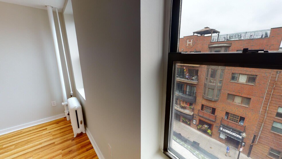 Building Photo - 200 Hanover St