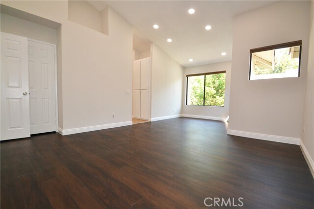 Building Photo - 2595 Plaza del Amo