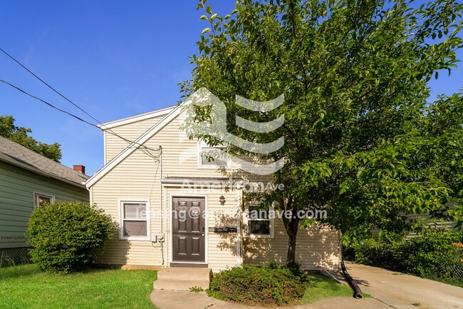Building Photo - 1513 Geneva St