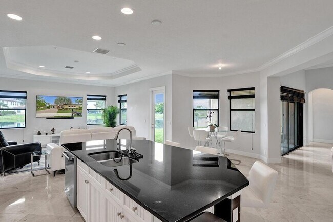 Building Photo - 8210 NW 115th Way