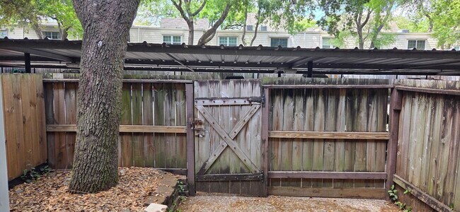 Building Photo - 5217 Arboles Dr