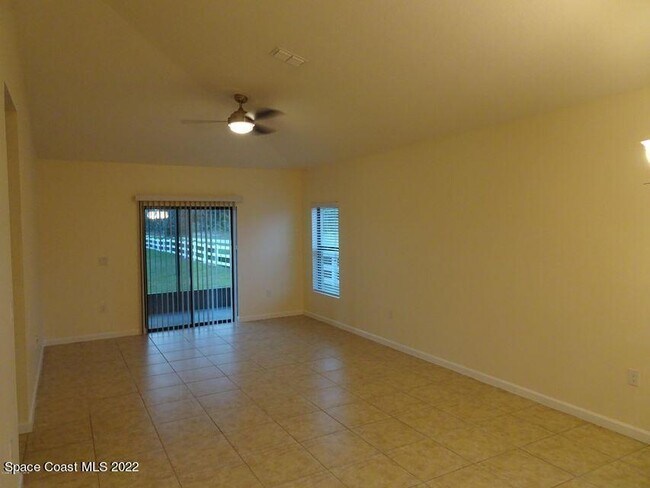Building Photo - 1080 Cayman Dr