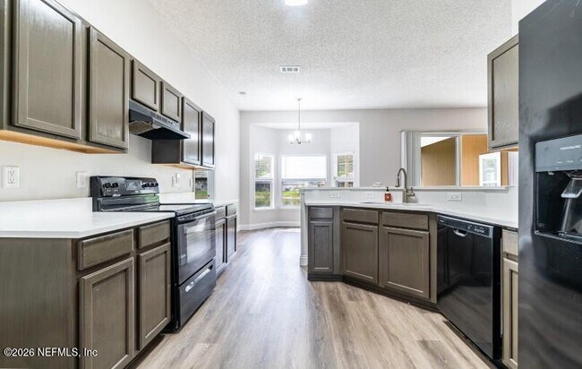 Building Photo - 557 Grand Parke Dr