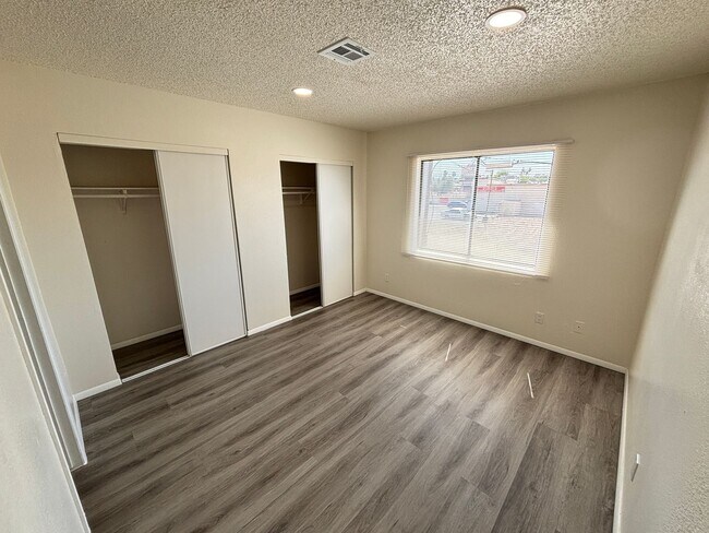 Building Photo - 2883 Wheelwright Dr