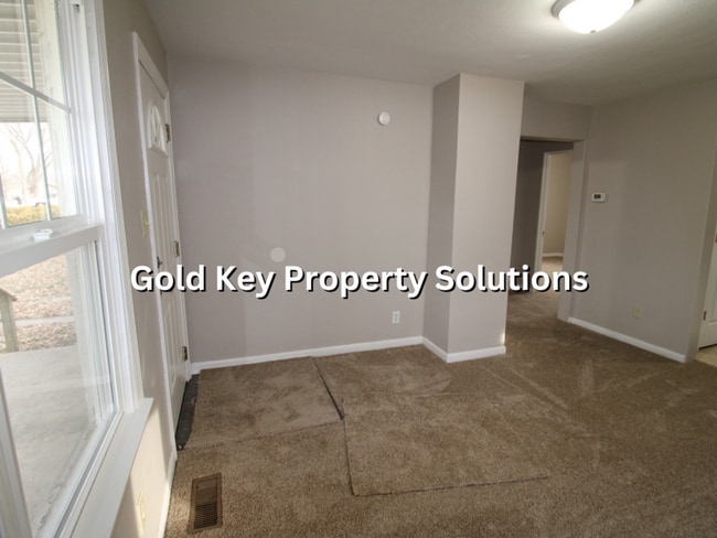 Building Photo - 2 BR 1 BA House with Covered Front Porch (NO SECTION 8)