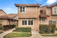 Building Photo - 12526 Pinehurst St