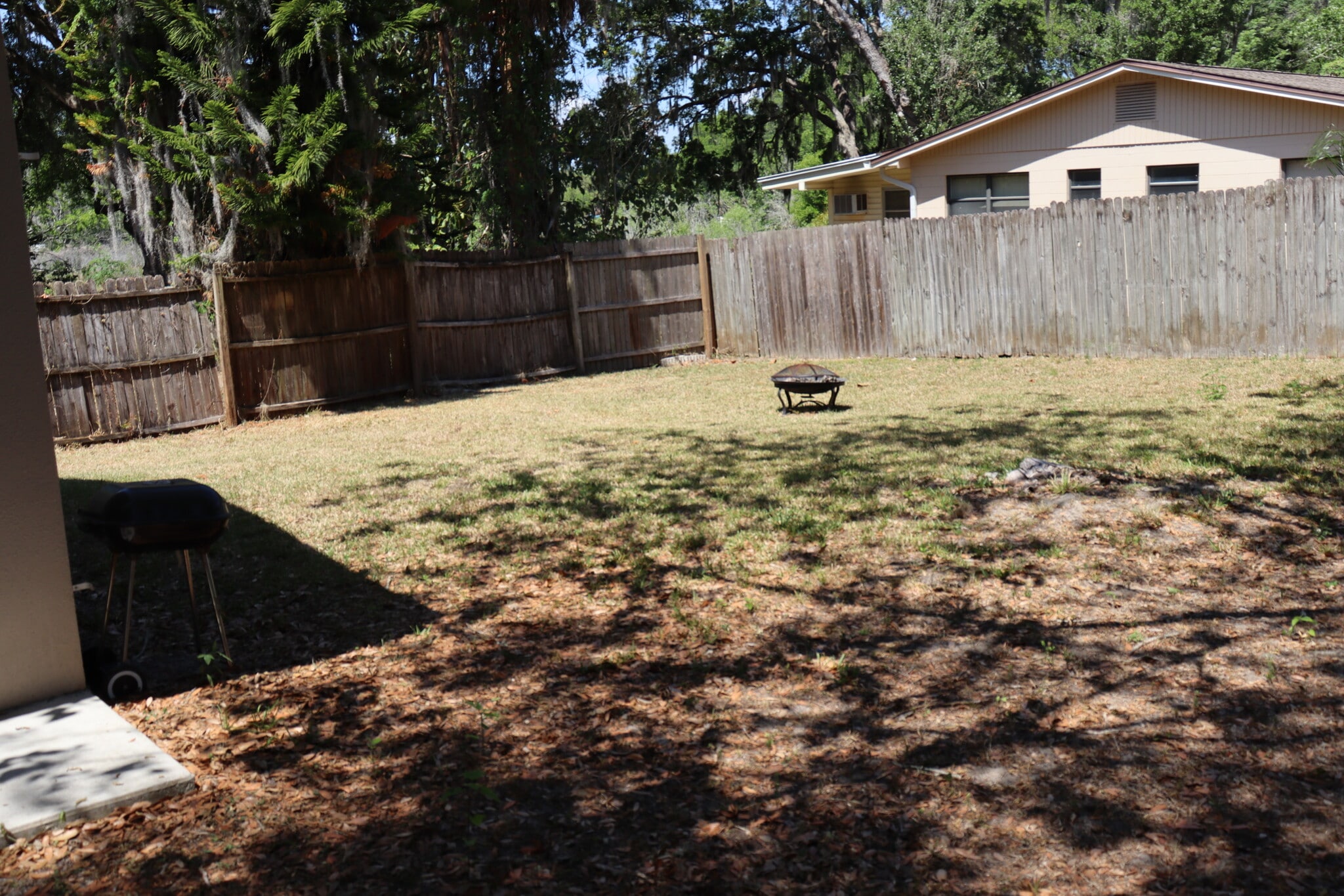 Backyard - 2312 Edgewater Ave