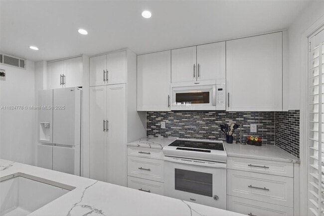 Building Photo - 312 Brackenwood Cir