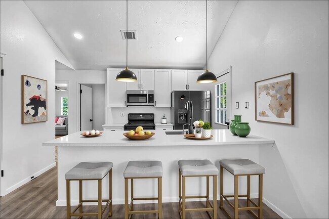 Building Photo - 14110 Bell Towne Dr