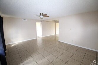 Building Photo - 6565 Mojave Ave