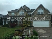 Building Photo - 5 Windjammer Xing