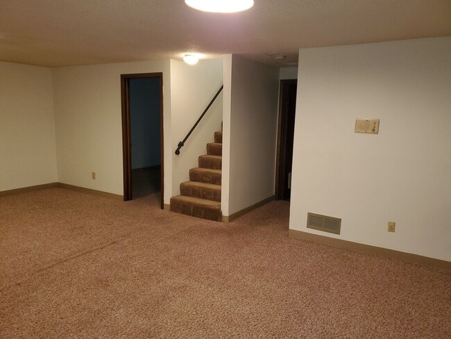 Building Photo - 1230 N Edwards