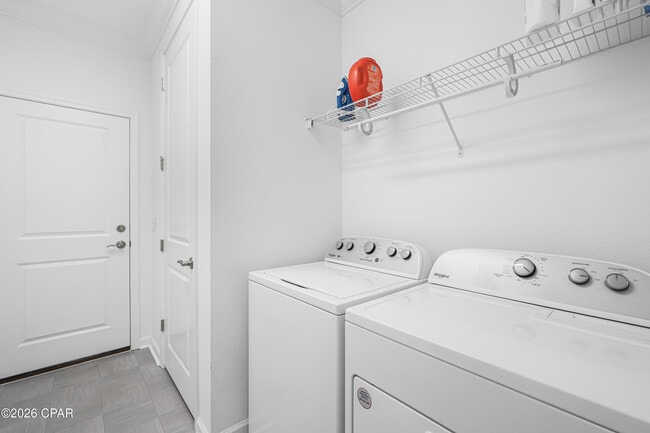 Building Photo - 8746 Sand dollar Dr