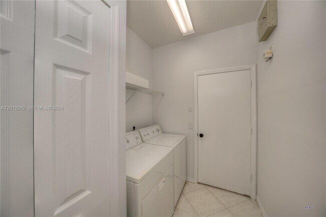 Building Photo - 3781 NW Willow Creek Dr