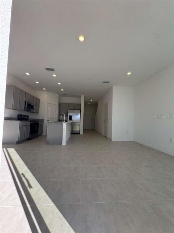 Building Photo - 7805 WATERSCAPE Dr