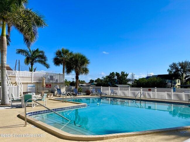 Building Photo - 250 N Banana River Dr